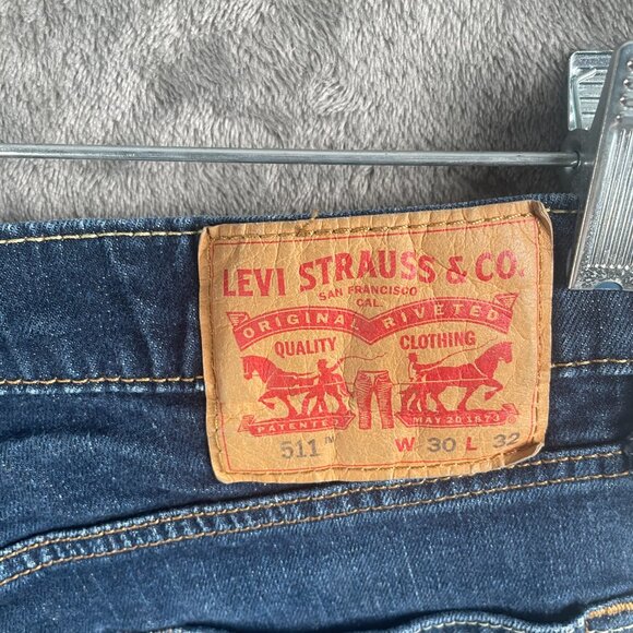 Levi’s 511 Slim Fit Jeans Men’s 30x32 Dark Wash Denim Casual Workwear - Picture 3 of 8